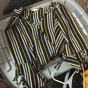 Blue and White 3/4 Sleeve Tie Front Crop Blouse